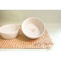 Handgemachter Napf - Größe M & L | Keramik Näpfe Für Hunde, Katzen Herzmuster Weiß Mit Punkten Hundenapf Wasserschale Futternapf Handgemachter Napf - Größe M & L | Keramik Näpfe Für Hunde, Katzen Herzmuster Weiß Mit Punkten Hundenapf Wasserschale Futternapf von keramikstudioOBJEKT