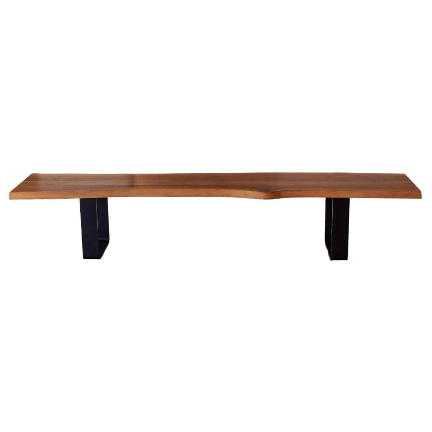 Holzbank Nussbaum Gestell Metall Schwarz Holzbank Nussbaum Gestell Metall Schwarz von kf furniture