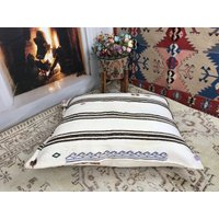 Boho Deko Kissen, Outdoor Handgemachtes Kelim Wohnzimmer Dekor, Schlafzimmer Gestreiftes Fp 638 von kilimpillowkingdom