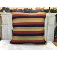 Couchkissen, 24x24 Kissen, Kissen Kilim, Bettkissen, Wohnzimmerkissen, Aztekenkissen, Wohndekokissen, Sofakissen, 2014 von kilimpillowkingdom