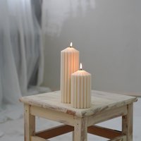 Geriffelte Stumpenkerze Aus 100% Rapswachs | Säulenkerze Große Kerze Dekokerze Geriffelte Stumpenkerze Aus 100% Rapswachs | Säulenkerze Große Kerze Dekokerze von kimsinutishop