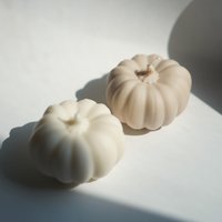 Kürbiskerze Handgemacht Aus Veganem Rapswachs Kürbiskerze Handgemacht Aus Veganem Rapswachs von kimsinutishop