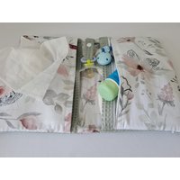 Wickeltasche, Wickeltasche Xl Blumen Mit Waffelpiqué Wickeltasche, Wickeltasche Xl Blumen Mit Waffelpiqué von kleidiMae