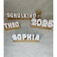 Schulkind/ Geburtstagskind/ Deko Namen/ Einschulung 2025 von kleinesmitbringsel23