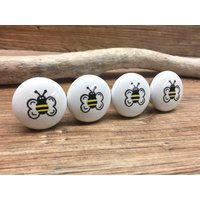 Set Von 4 Hummeln Bienen Knäufe - Honigbiene Möbelknopf Schubladengriff Natur Kinderzimmer Dekor von knobpologie