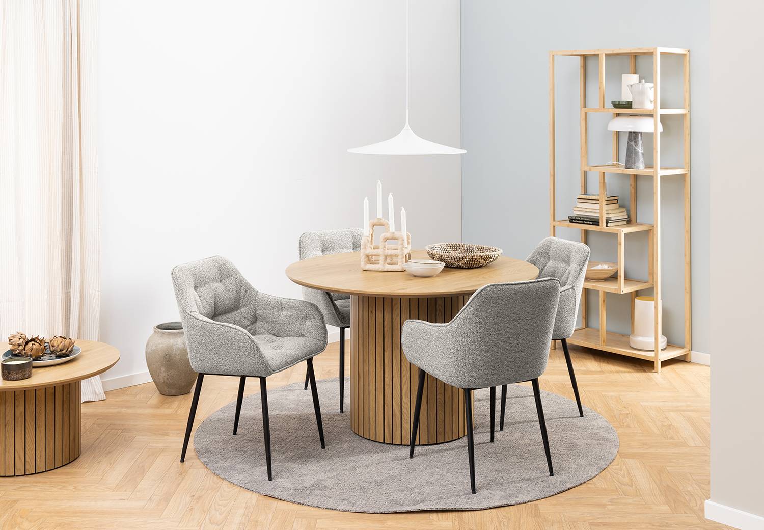 home24 Armlehnenstuhl Magrin 2er-Set 58 x 83 x 55cm Bouclé Stoff Moena: Grau Grau home24 Armlehnenstuhl Magrin 2er-Set 58 x 83 x 55cm Bouclé Stoff Moena: Grau Grau von home24