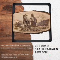 Fotogravur Auf Ovaler Baumscheibe Im Schwarzen Stahlrahmen 26x26cm - Personalisiertes Geschenk Gravur Holz Fotogeschenk von kreativmiller