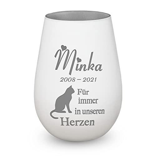 Trauerlicht Gedenklicht Andenken Windlicht Trauergeschenk Tod Erinnerung Teelichtglas Grablicht Kistallglas wieß Katze mit Gravur Name und Datum von kultdog