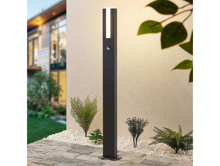 Lucande LED-Wegelampe Virgalia, Bewegungsmelder, 100cm, IP54 Virgalia, schwarz, Aluminium, Modern von lampenwelt.de