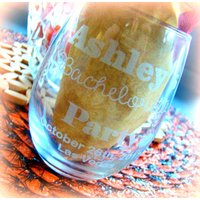 Personalisierte Stemless Weinglas Geschenk Individuell Gelaserte, Weiße Geschenkbox von laserprintedproducts