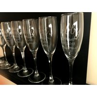 Set Mit 24 Personalisierten Champagnerflöten Geätzte Hochzeitsgläser Set Mit 24 Personalisierten Champagnerflöten Geätzte Hochzeitsgläser von laserprintedproducts