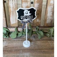 Halloween Schild, Dekor, Gespenster, Bauernhaus Tiered Tray Decor, Boo von lazydaisyfarmhouse