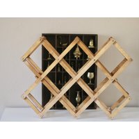 Vintage/Holz Akkordeon Weinregal von leafrivervintage