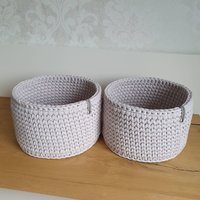 Gehäkeltes Körbchen Utensilo Korb Aufbewahrungskorb Für Wickelkommode Personalisierbar Geschenk Zur Geburt Babyparty von lenalovesknitting