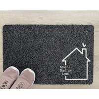 Fußmatte Familie Personalisiert Mit Eigenen Namen, Familienname, Haus von letterlovedesign