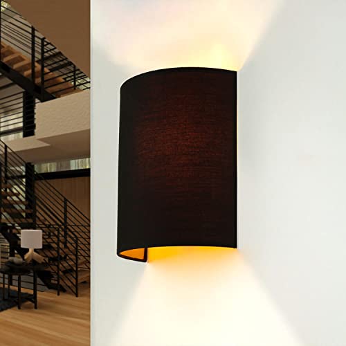 Licht-Erlebnisse Wandleuchte Stoff Schwarz Gold Schlafzimmer Flur H:23 cm E27 halbrund Up Down indirekt wohnlich blendarme Wandlampe Wohnzimmer ALICE von Licht-Erlebnisse