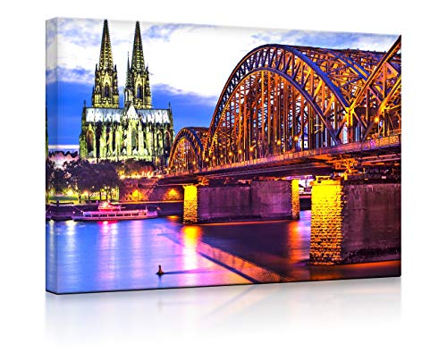 lightbox multicolor | Beleuchtete Wandbilder | Wunderbare Hohenzollernbrücke bei Nacht | 100x70 cm | Fully Lighted von lightbox multicolor