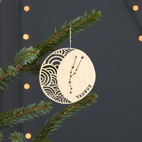 stier Astrologie Personalisiertes Ornament - Lasercut Birkenholz von lightpaper