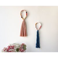 Set Mit 2 Gewickelten Makramee-Wandbehängen, Paar Fransiger Seil-Wandquasten, Wandbildfaser-Seilschlaufen von liloufiberart