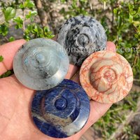 13 Kind 2 Zoll Kristall Ufo-Statue, Handgeschnitzte Edelstein Ufo-Figur, Fliegende Untertasse Wohnkultur, Steinmodell Skulptur Alien Craft von lilyinstone