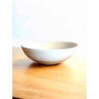 Keramikschale "Morgenstille" Matt Weiß Handgetöpfert von linalilaatelier