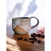 Keramiktasse "Rosenhof" in Altrosa + Weiß/Kaffeetasse Teetasse Keramiktasse "Rosenhof" in Altrosa + Weiß/Kaffeetasse Teetasse von linalilaatelier