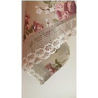 Leinen Küchentuch "Love Roses" Mit Feiner Und Hübscher Leinenspitze - Made in Lettland." von linenquality