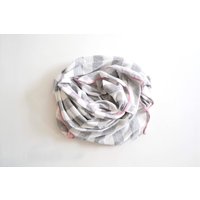 Grau-Weiß Gestreifte Baby - Swaddle-Decke Weicher Strick, Rosa Borte Grau-Weiß Gestreifte Baby - Swaddle-Decke Weicher Strick, Rosa Borte von lippybrand