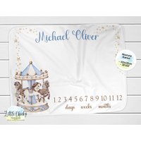 Blaue Karussell-Pferd-Meilenstein-Decke, Monatliche Fotodecke, Personalisierte Meilenstein-Decke, Rosa, Florale Decke, Baby-Dusche-Geschenk von littlechickypaperie