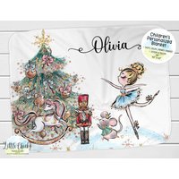 Personalisierter Nussknacker, Weiche Minky Kinderdecke, Babypartygeschenk, Neues Babygeschenk, 50 "x 60" Babydecke, Erste Weihnachtsdecke von littlechickypaperie