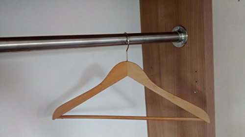 Premium Edelstahl Kleiderstange in Ihrem Wunsch-Maß - Edelstahl V2A D 33,7 mm - hochwertige Oberfläche - Set für Garderobe Kleiderschrank oder Nische (101-150 cm) LIVINDO von livindo.de