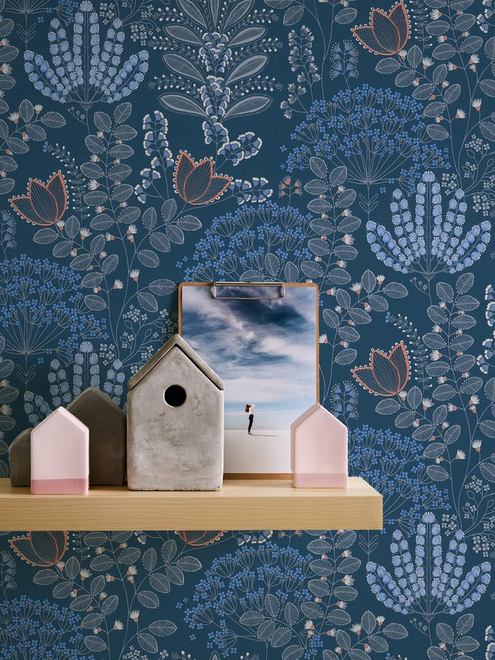 living walls Vliestapete Famous Garden Blumen-Tapete Mustertapete Blümchen Blume, strukturiert, matt, (1 St), Vliestapete floral für Schlafzimmer Küche Wohnzimmer Blumen Design von living walls