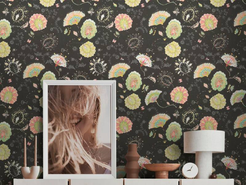 living walls Vliestapete House of Turnowsky Designer zarte Blümchentapete, leicht strukturiert, gemustert, matt, neutral, (1 St), Mädchenzimmer Mandala Tapeten Wohnzimmer Schlafzimmer Küche Design von living walls