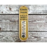 Antikes Holz Thermometer Hazleton Pennsylvania H. Schneider Schneider Handelsschild, Alte Farbe, Primitive, Werbung Wanddekoration, Altes Schild von lloydstreasures