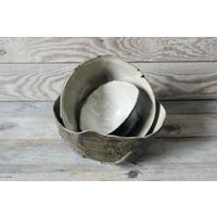 Frammenti - Set Aus 3 Schwarzen Steinzeugschalen Made To Order Frammenti - Set Aus 3 Schwarzen Steinzeugschalen Made To Order von lofficina