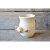 Schnurrende Katze - Steingut Katze-Teebecher in Creme Made To Order Steinzeug Teetasse von lofficina