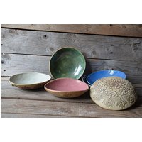 Set Von Sechs Steinzeug Schalen in Gemischten Farben - Made To Order Set Von Sechs Steinzeug Schalen in Gemischten Farben - Made To Order von lofficina