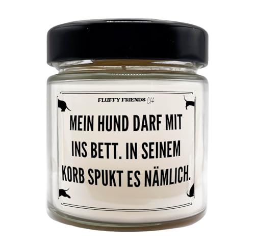 Duftkerze mit lustigem Spruch für Hunde Besitzer | Handgemacht in Deutschland aus Sojawachs | Geburtstagsgeschenk | Geschenk Hundehalter | Vegan | Mein Hund darf mit ins Bett | 300 ml |Süße Verführung von lootchest