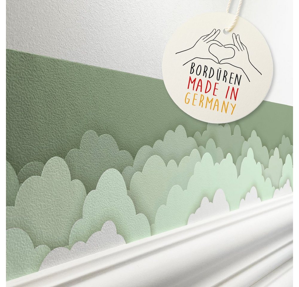 lovely label Bordüre Papercut-Design Wolken Grün/Weiss, selbstklebende Vliestapete, leichte Struktur von lovely label