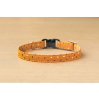 Katzenhalsband - "Bunte Polka Dots" Dot Auf Senffarben/Ausreißer Oder Nicht-Ausreißer Frühling, Herbst Katze, Kätzchen, Kleiner Hund von lovelynao