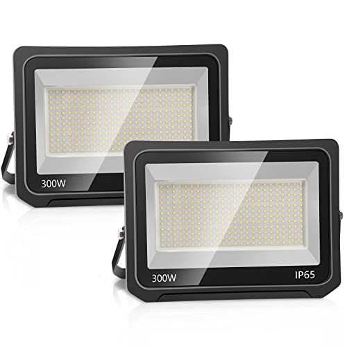 Loyal 2er 300W 30000LM LED Strahler Außen, 3000K Warmweiß Fluter, IP65 Wasserdicht Außenstrahler, Superhell Innen- und Außenleuchten für Gärten Garage Hinterhof Flur von loyal