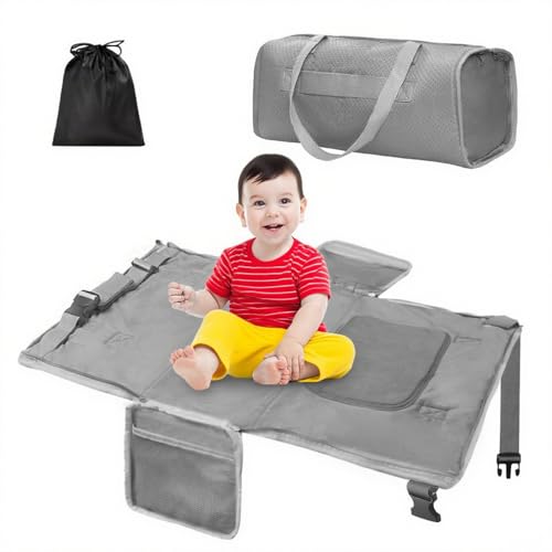 loyimioo Tragbares Flugzeug Reisebett aus Oxford Stoff Multifunktionale Komfort Fußstütze Entspricht den Handgepäckstandards mit Aufbewahrungstasche loyimioo Tragbares Flugzeug Reisebett aus Oxford Stoff Multifunktionale Komfort Fußstütze Entspricht den Handgepäckstandards mit Aufbewahrungstasche von loyimioo