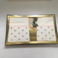 Vintage Mode Musselin Wilde Blumen Rosa Muster 2 Kissenbezug Geschenkset Noch in Originalverpackung Dan Rivers Shabby Cottage Chic Bettwäsche Dekor von luckyrosiescreations