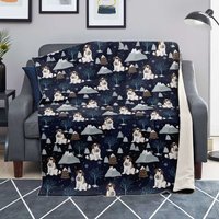 Bernhardiner Hundedecke Alpine Chill Winter Fleecedecke von lucyandnorman