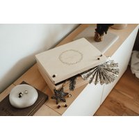 Personaliserte Holzkiste | Kiste Weihnachten Holly Jolly Holzbox - Weihnachtszeit Aufbewahrung Kindheitserinnerungen von lyllevenn