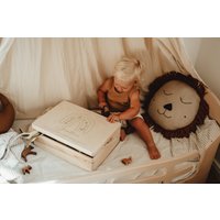 Personalisierte Holzkiste | Regenbogen Erinnerungskiste Holz Kommunion Erinnerungsbox Geburtstagsgeschenk Baby von lyllevenn
