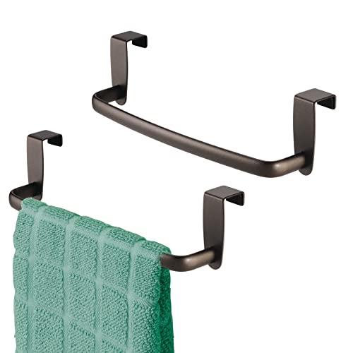 mDesign 2er-Set Geschirrtuchhalter - Handtuchhalter Küche zum Einhängen in die Küchenschranktür - Badetuchhalter aus Metall - Bronze mDesign 2er-Set Geschirrtuchhalter - Handtuchhalter Küche zum Einhängen in die Küchenschranktür - Badetuchhalter aus Metall - Bronze von mDesign