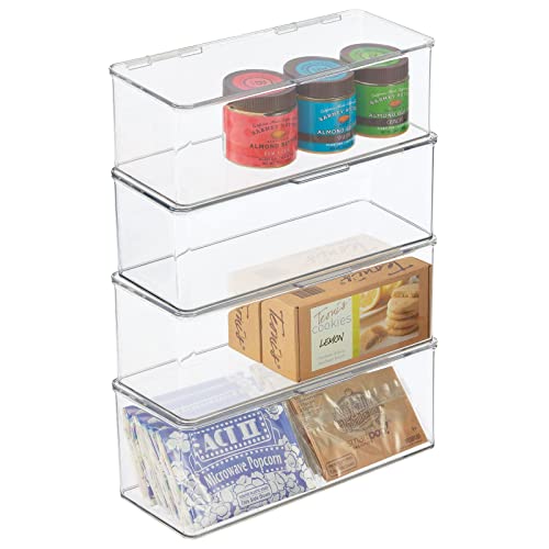 mDesign 4er-Set Küchen Organizer mit Deckel – Vorratsdose für Küchenregal, Vorratskammer & Kühlschrank – stapelbarer Kühlschrank Organizer aus Kunststoff für Snacks, Nudeln, Obst & Co. – durchsichtig von mDesign