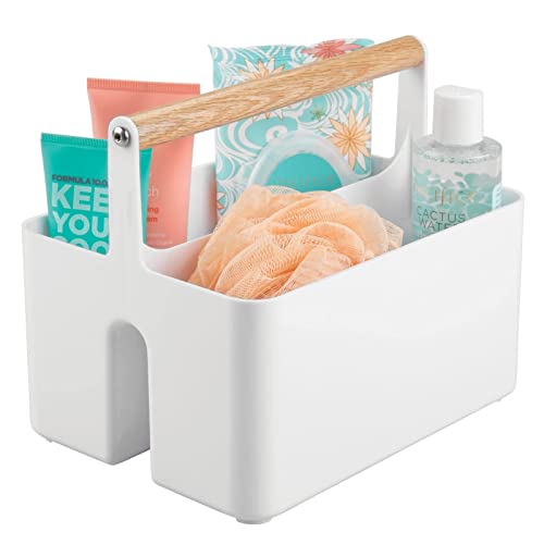 mDesign Badezimmer Aufbewahrungsbox – Korb mit Griff zur Kosmetikaufbewahrung – Bad Organizer mit zwei Fächern – weiß/eichenfarben von mDesign