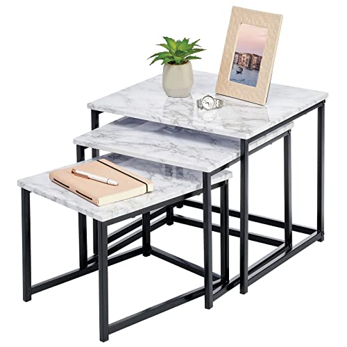 mDesign Couchtisch (3er-Set) – moderner Designtisch im Industrie-Look – Ausziehtisch aus Holz mit Füßen aus Eisen zum Abstellen von Laptop, Zeitungen oder Büchern – Marmor/Schwarz von mDesign